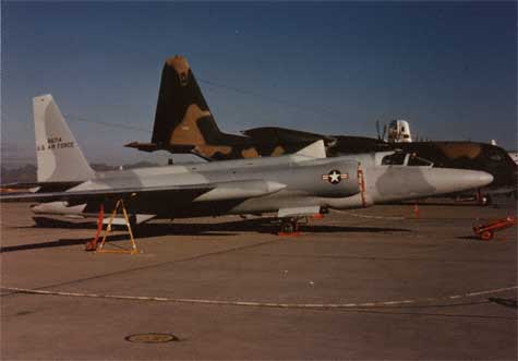 6714 in Grey camo @ air show