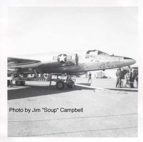 6718 at air show in East Sale, Australia